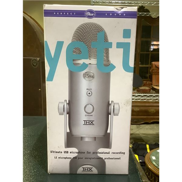 BLUE YETI ULTIMATE USB MICROPHONE FOR PROFESSIONAL RECORDING