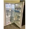 Image 2 : FRIGIDAIRE STANDING FREEZER