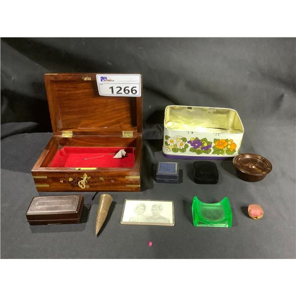 JEWELRY BOXES WITH ASSORTED CONTENTS