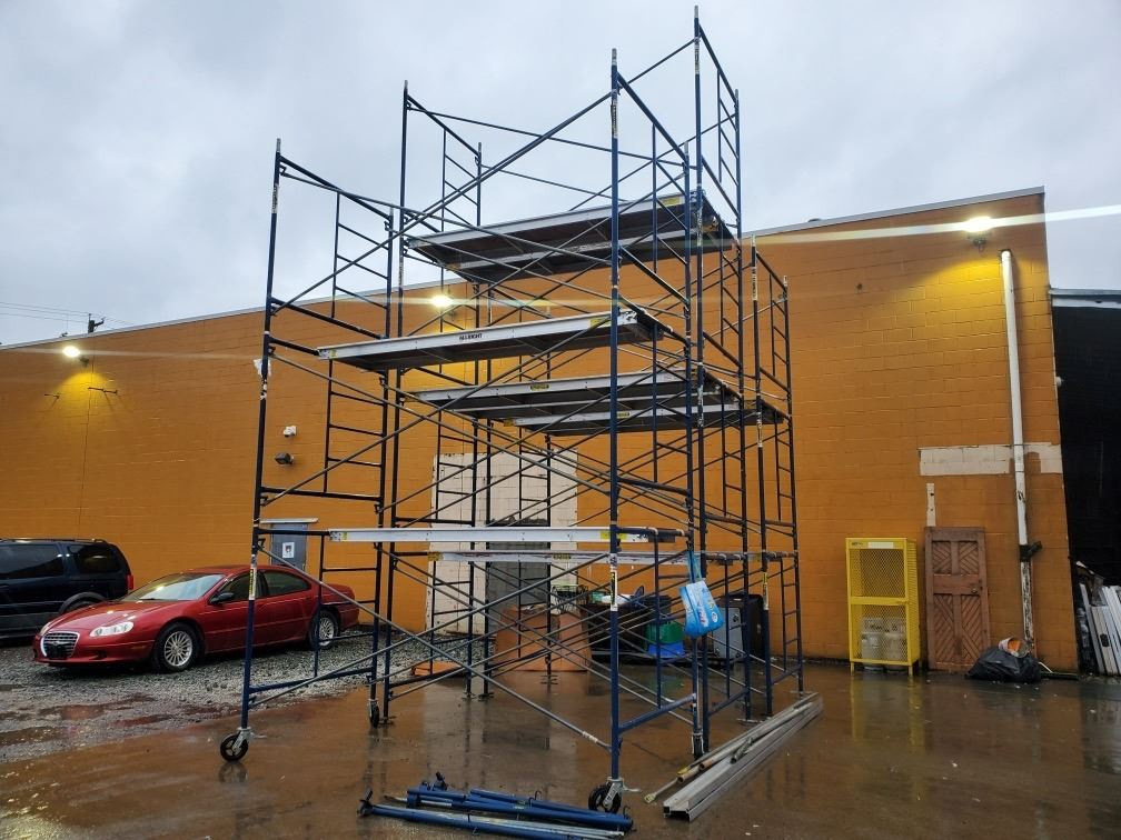 METALTECH PORTABLE SCAFFOLD RACKING (UNASSEMBLED) INCLUDING; CROSS ...