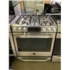 Image 1 : LG STAINLESS STEEL 4 BURNER WITH WARMER SLIDE IN STOVE