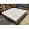 Image 2 : KINGSDOWN KING SIZE MATTRESS