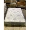 Image 1 : KINGSDOWN QUEEN SIZE MATTRESS