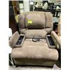 Image 2 : *TESTED WORKING*MICROFIBER CLOTH POWER RECLINER, WITH HEAT