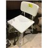 Image 2 : INVACARE ADJUSTABLE MEDICAL ASSISTANCE CHAIR