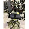 Image 2 : MESHBACK ROLLING OFFICE CHAIR