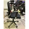 Image 2 : MESHBACK ROLLING OFFICE CHAIR