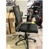 Image 2 : MESHBACK ROLLING OFFICE CHAIR