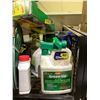 Image 2 : SCOTTS SPREADER, ASSORTED GARDENING TOOLS, LANDSCAPE EDGING AND MORE