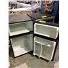 Image 2 : WHIRLPOOL BAR FRIDGE WITH FREEZER