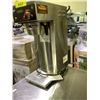 Image 2 : CURTIS SINGLE BREW COFFEE STATION WITH HOT WATER DISPENSER