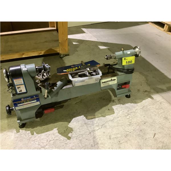 KING CANADA 10X16" WOOD LATHE WITH ASSORTED BITS