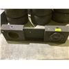 Image 2 : TRUCK SUBWOOFER BOX WITH 1 PIONEER SUB