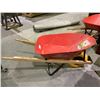 Image 2 : ERIE CONTRACTOR GRADE 6 CU. FT. WHEELBARROW