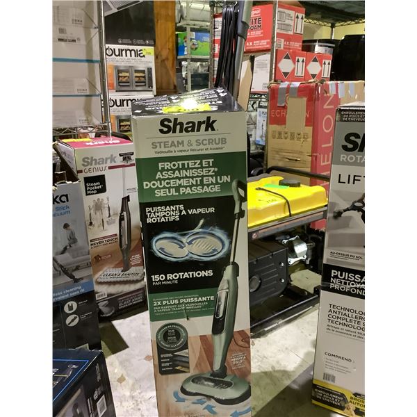 SHARK STEAM & SCRUB SCRUBBING & SANITIZING STEAM MOP