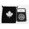 Image 1 : 1966 CANADA SILVER DOLLAR,COMES IN RECTANGULAR