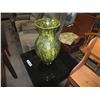 Image 1 : Green Vase