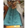 Image 2 : Futon