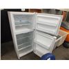 Image 2 : Frigidaire Fridge