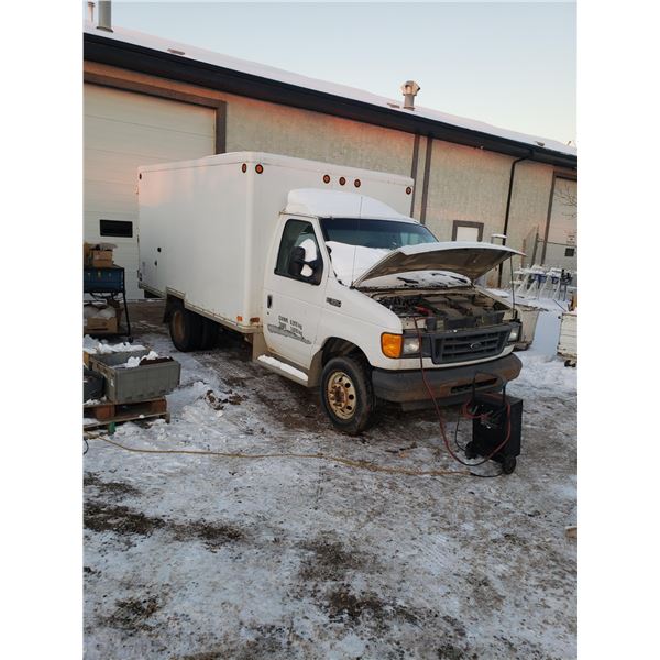 2003 Ford 350 Cube Van