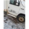 Image 2 : 2003 Ford 350 Cube Van
