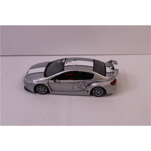 Solido Peugeot 407 Silhouette 1/18 - Gris - Modèle Racing LE462 - Occasion Comme Neuve