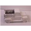 Image 3 : (2) Paintable Chalk Art Trucks