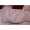 Image 5 : *Double Bed Bedding Set (includes Quilt w/ Matching Pillow Covers, Bed Skirt, and 4 Decorative Pillo