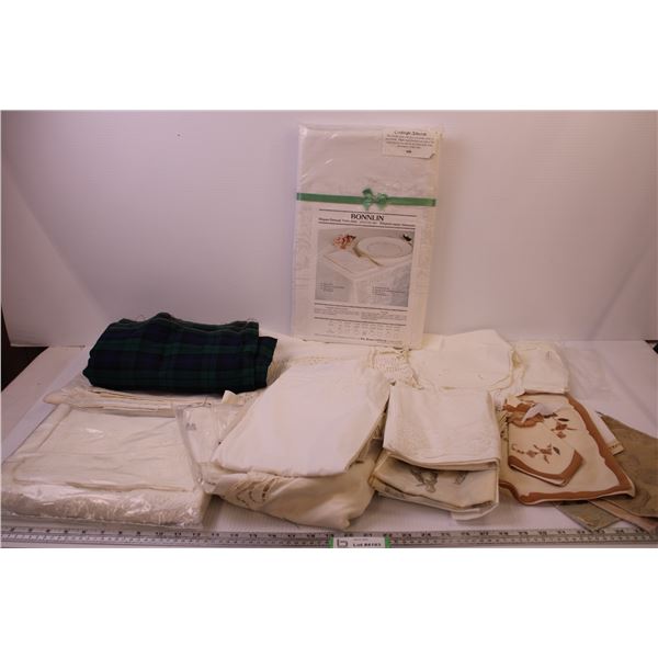 Assorted Linens