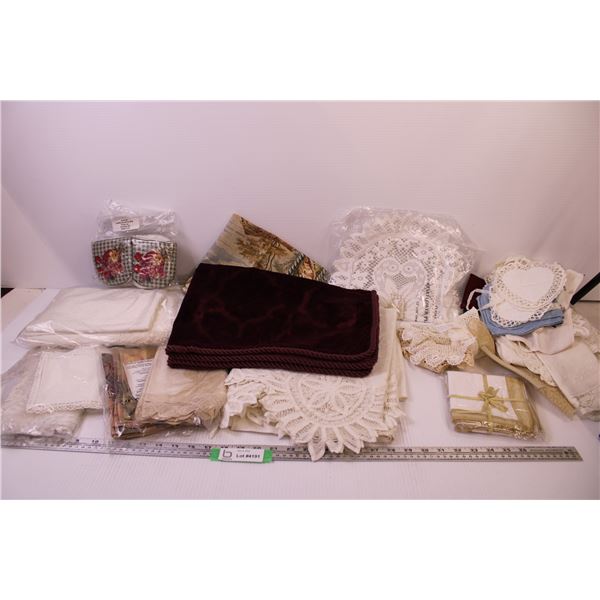 Assorted Linens and Doilies