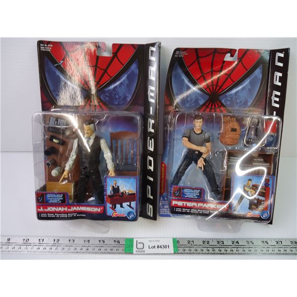 (2) Spiderman Figures-J.Jonah Jameson & Peter Parker
