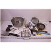 Image 1 : Lot of Assorted Kitchen Items