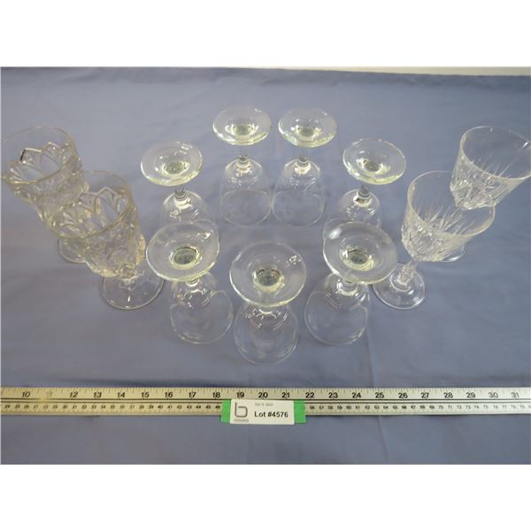 (11) Assorted Glasses