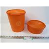 Image 1 : (2) Tupperware Containers
