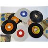 Image 2 : (16) 45 rpm Records