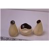 Image 2 : 3-Piece Salt & Pepper Set + (2) Decorative Items