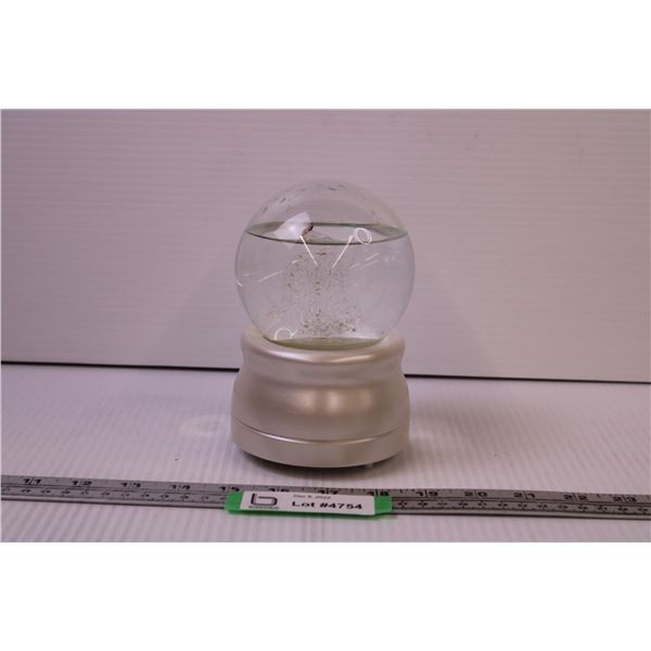Musical Glass Angel Snow Globe