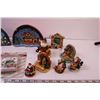 Image 2 : (5) Christmas Frames + (8) Christmas Figurines/Decorations