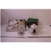 Image 1 : Christmas Teapot and Set of (6) Cups and Saucers