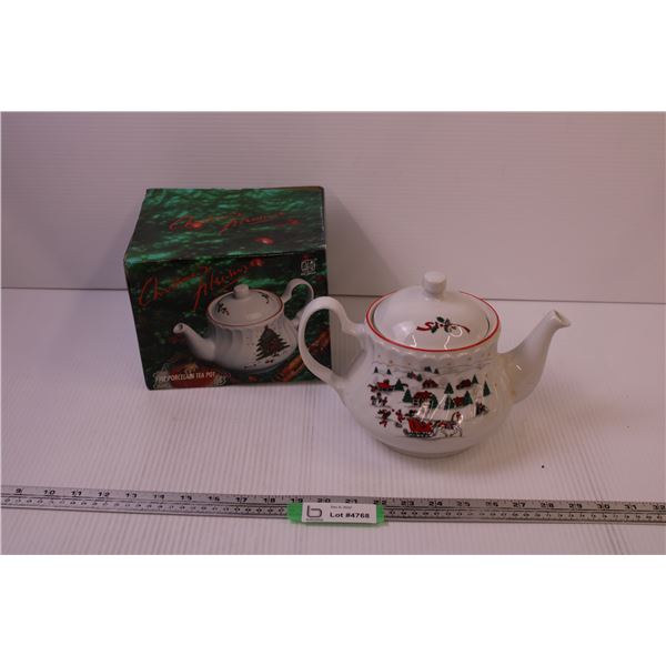 Christmas Tea Pot