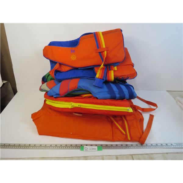 *(4) Large Life Jackets