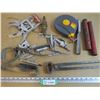 Image 1 : 100' Measuring Tape - Assorted Tools