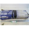 Image 1 : Mastercraft 32 Piece Combination Wrench Set (unopened damaged box - Metric)