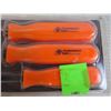 Image 2 : (4) Piece Pry Bar Set (package damaged)