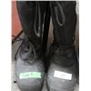 Image 1 : Wind River winter boots size 9