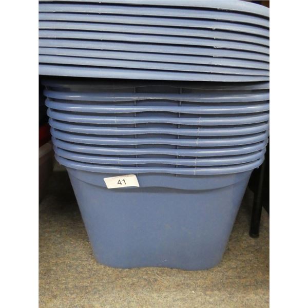 9 plastic totes w/ lids
