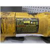 Image 2 : DeWalt 4 1/2" angle grinder