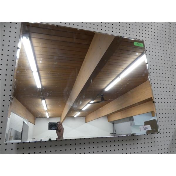 Wall mirror
