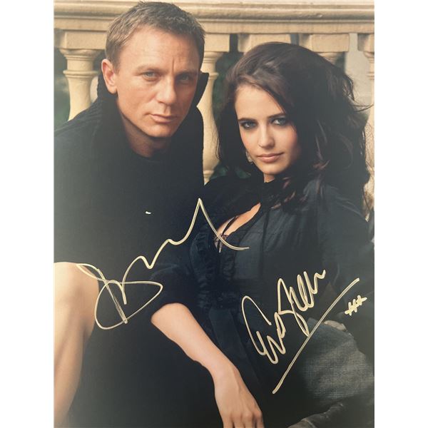 James Bond Casino Royale cast signed photo