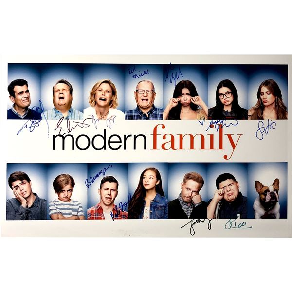 Autograph Signed Modern Family Poster